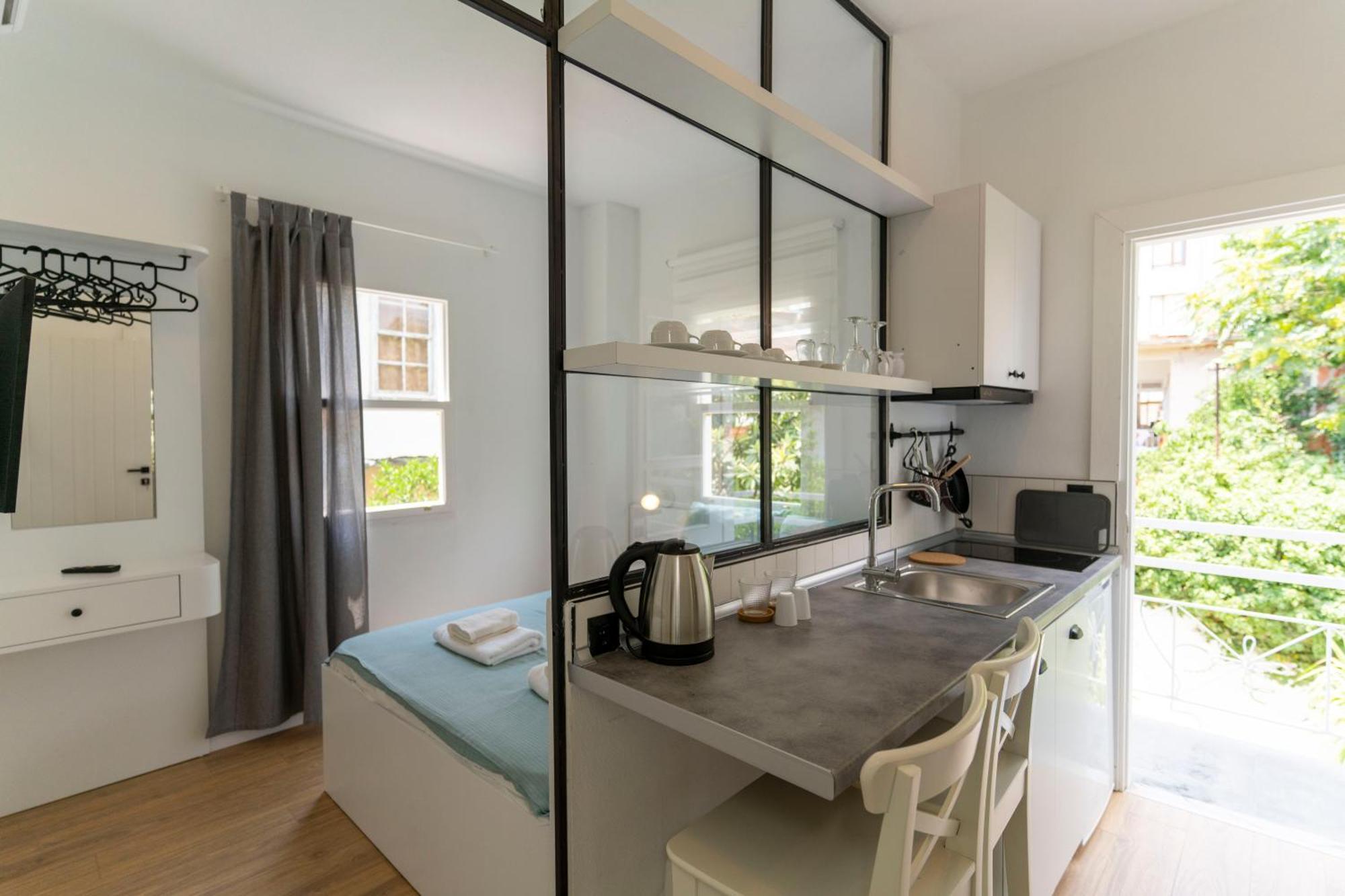 Villa Italic Suites Анталия Екстериор снимка