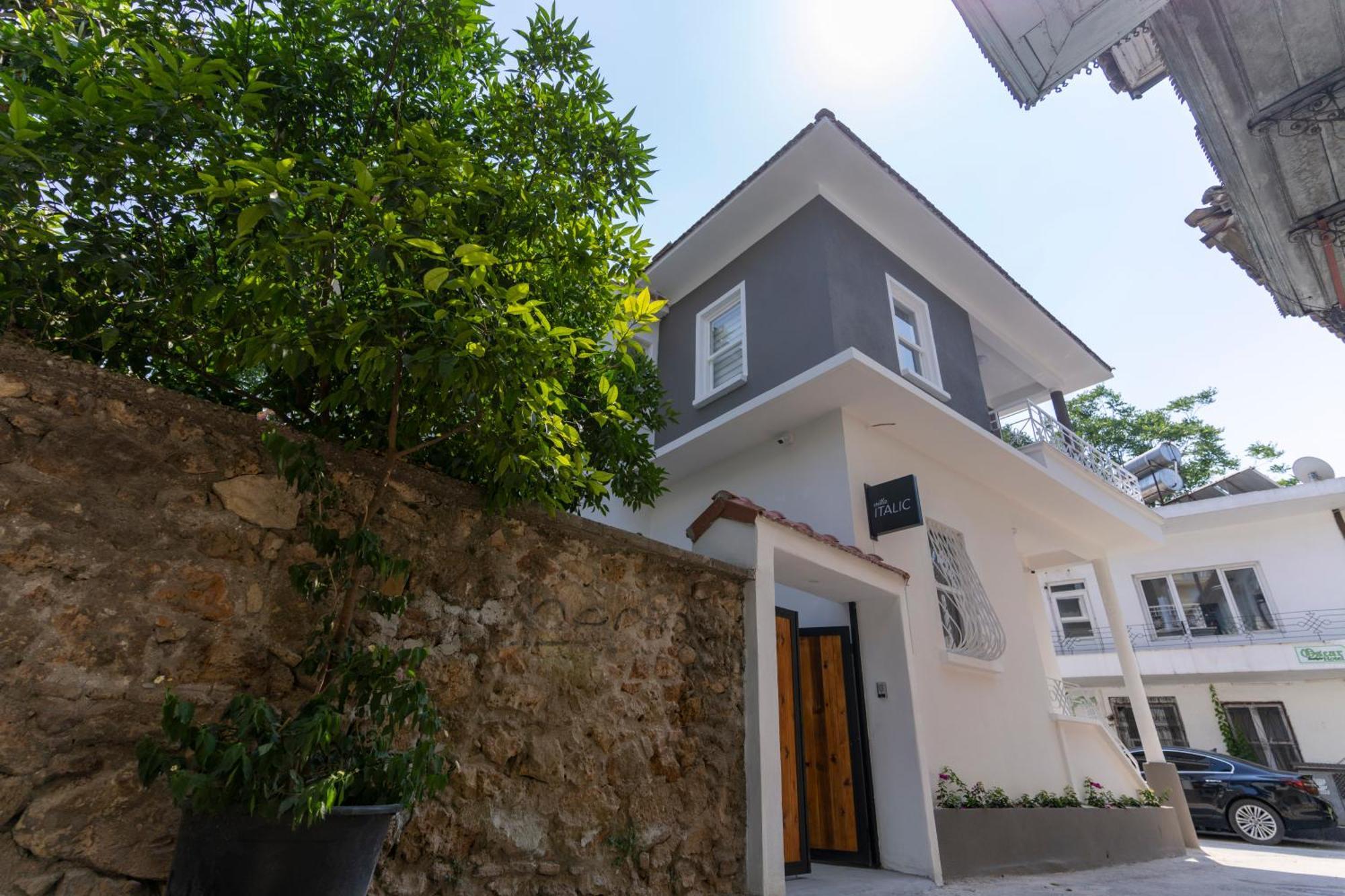 Villa Italic Suites Анталия Екстериор снимка